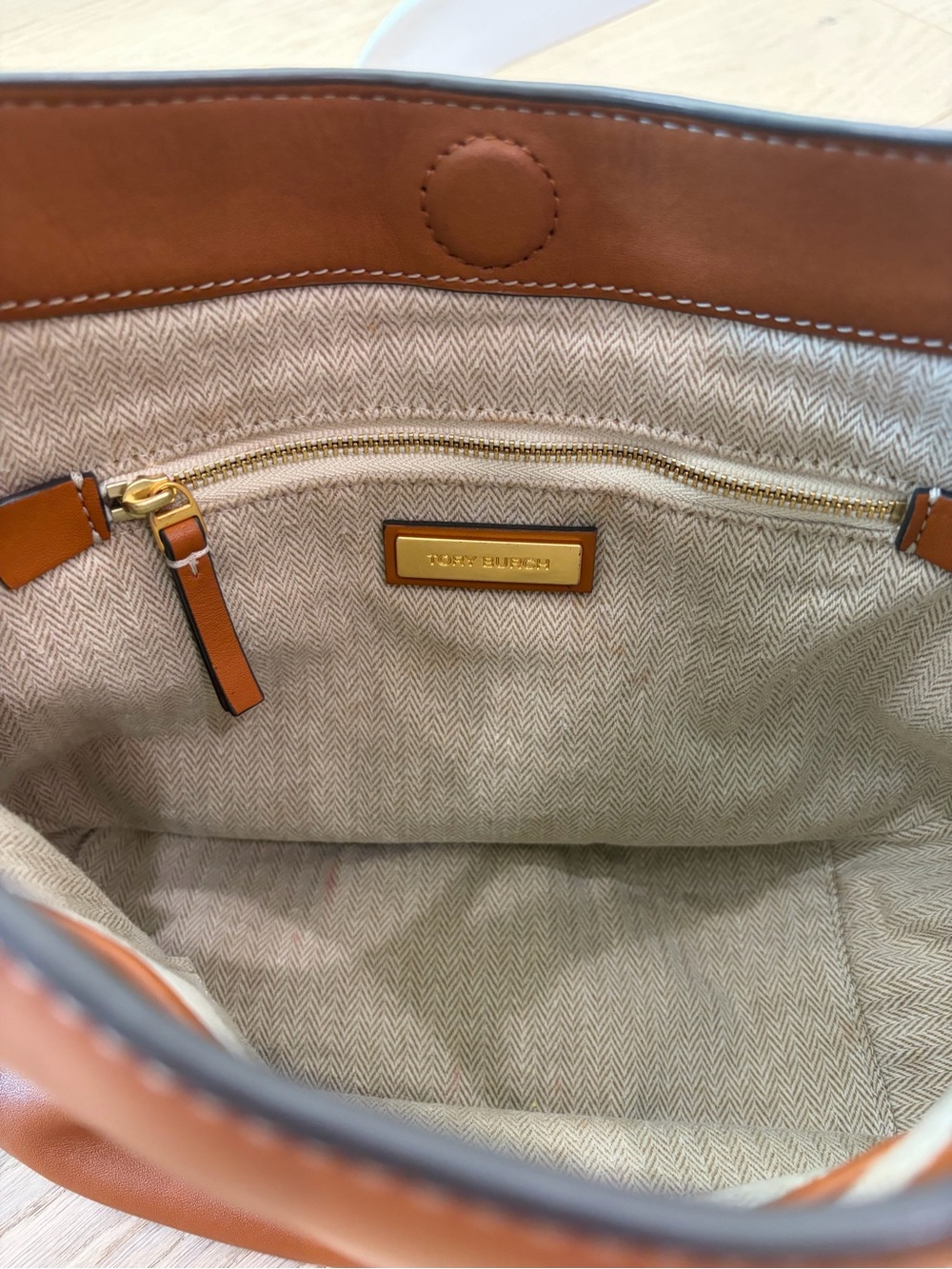 Tory Burch Cognac Leather Hobo with Logo Medallion - Picture 8 of 16